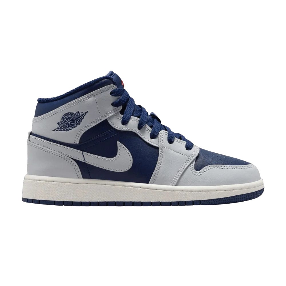 Кроссовки Air Jordan 1 Mid GS 'Blue Void'