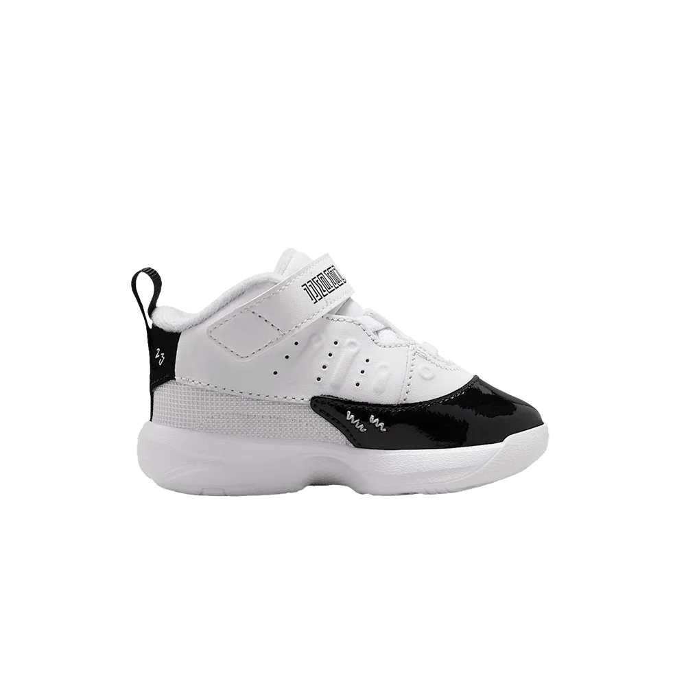 Кроссовки Air Jordan Max Aura 7 TD 'White Black'