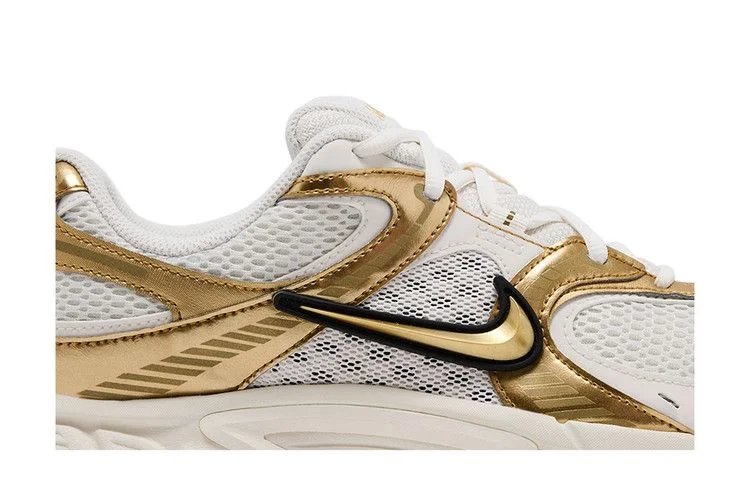 Кроссовки Nike V5 RNR 'Phantom/Phantom/Black/Metallic Gold'