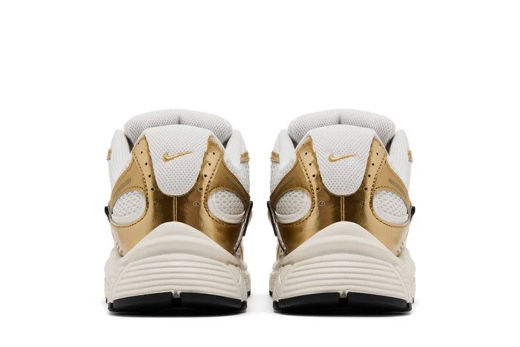 Кроссовки Nike V5 RNR 'Phantom/Phantom/Black/Metallic Gold'