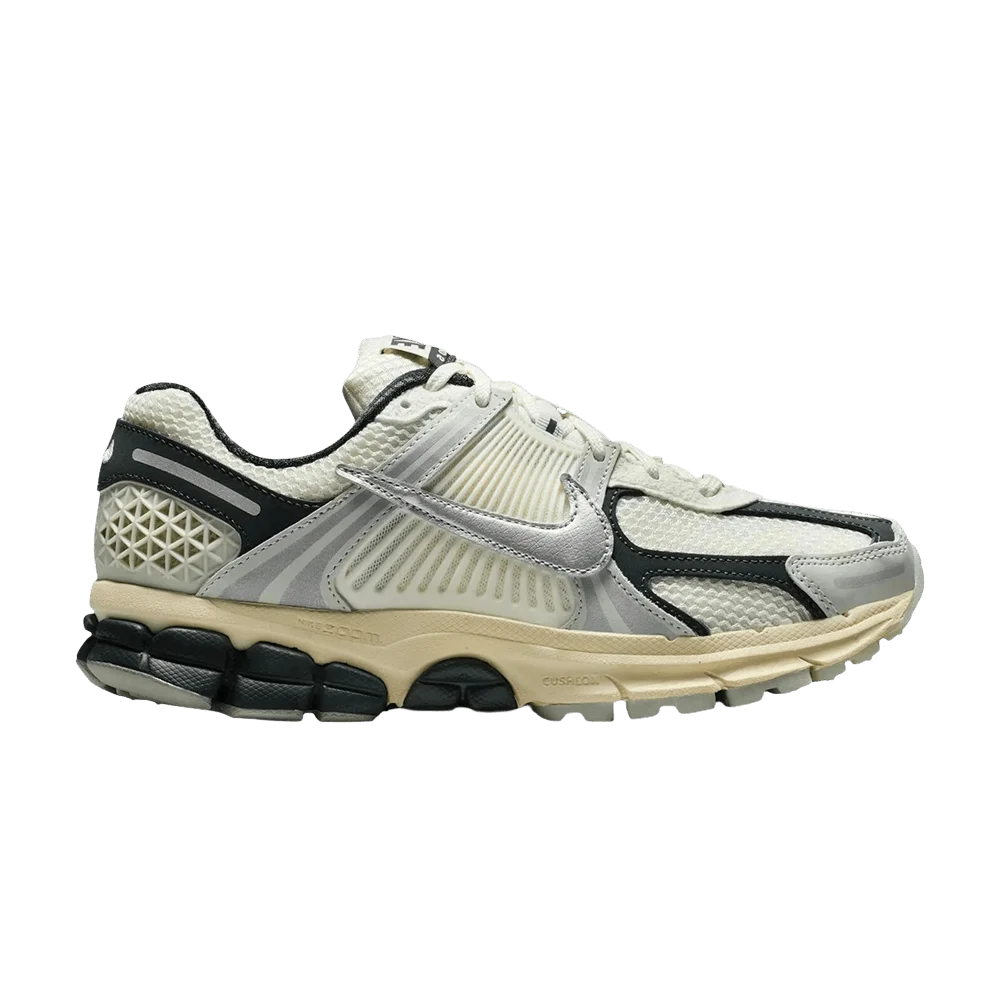 Кроссовки Nike Wmns Air Zoom Vomero 5 'Light Silver Seaweed'