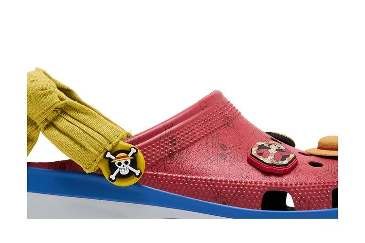Кроссовки One Piece x Crocs Classic Clog 'Luffy'