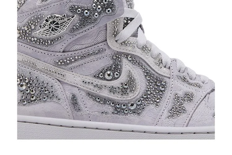 Кроссовки Swarovski x Wmns Air Jordan 1 High OG 'Vast Grey'
