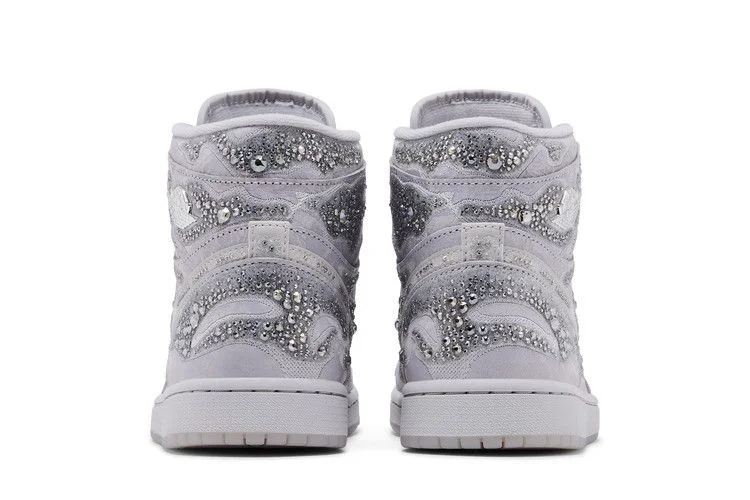 Кроссовки Swarovski x Wmns Air Jordan 1 High OG 'Vast Grey'