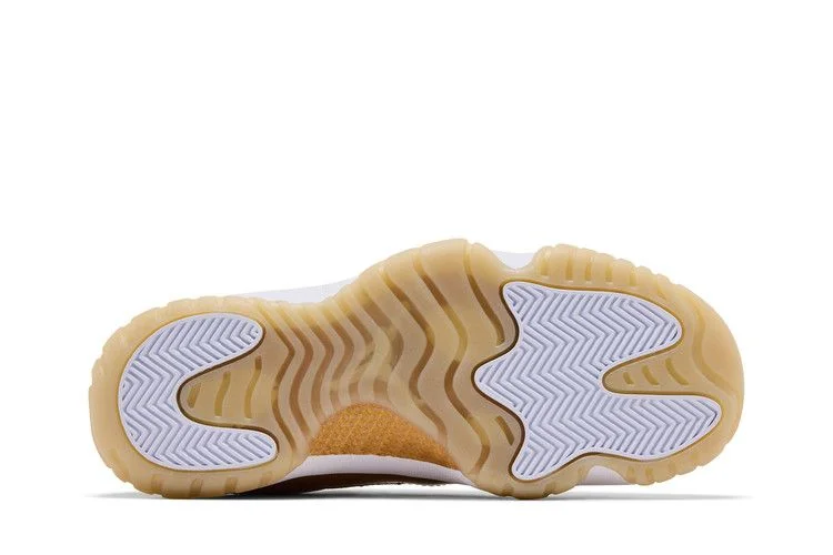 Кроссовки Wmns Air Jordan 11 Low 'Mother's Day'