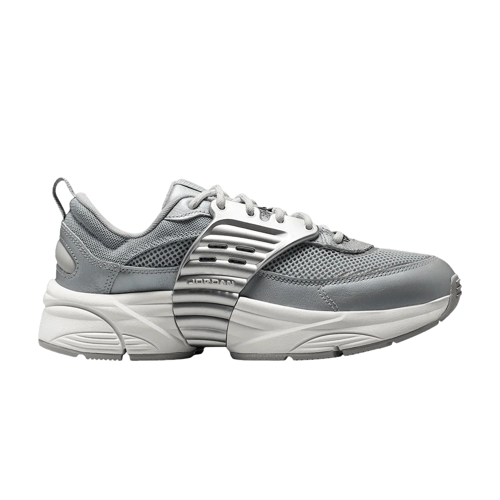 Кроссовки Air Jordan Trunner O/S 'Swan Wolf Grey'