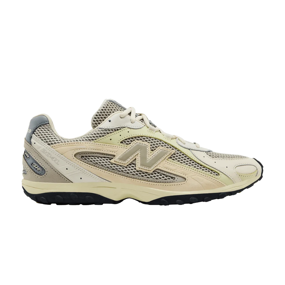 Krossovki-AURALEE-x-New-Balance-204L-Cream-
