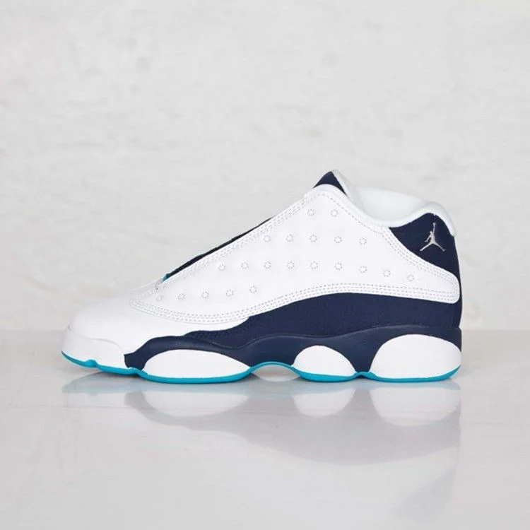 Кроссовки Air Jordan 13 Retro Low GS 'Hornets'