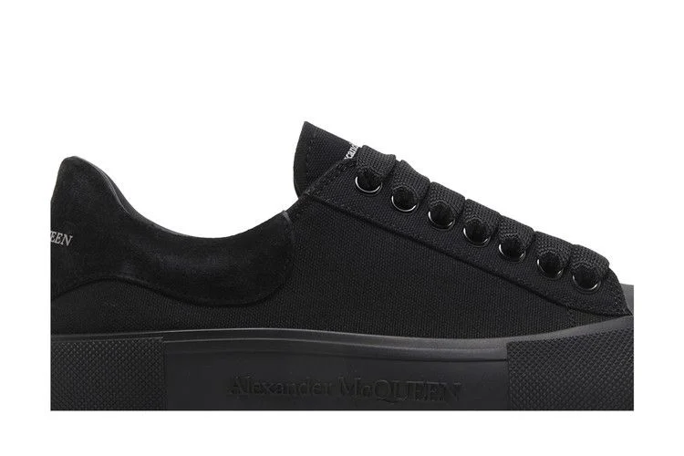 Кроссовки Alexander McQueen Deck Plimsoll Low 'Triple Black'