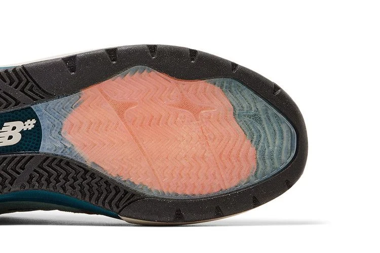 Кроссовки Andrew Reynolds x New Balance Numeric 933 'Mushroom New Spruce'