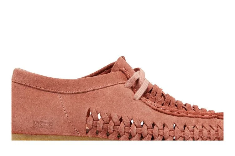 Кроссовки Clarks Supreme x Woven Wallabee 'Pink'
