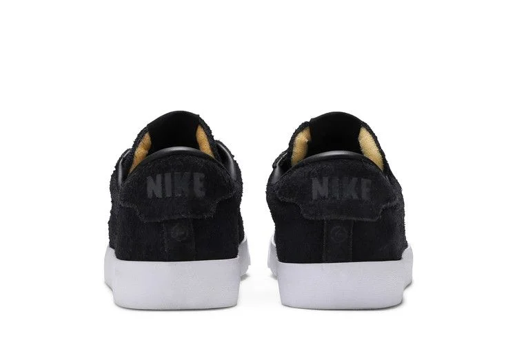 Кроссовки Fragment Design x Nike Tennis Classic AC SP 'Black Suede'