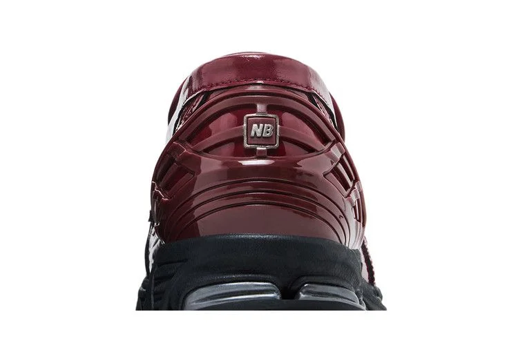 Кроссовки New Balance 1906L 'Red Croc'