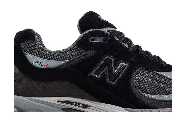Кроссовки New Balance 2002R 'Black Grey'