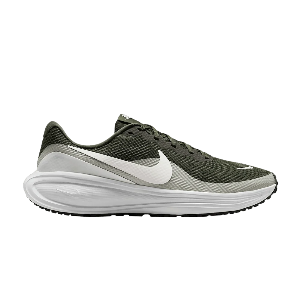 Кроссовки Nike Revolution 8 'Cargo Khaki'