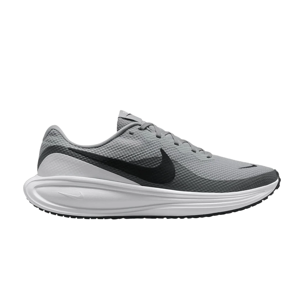 Кроссовки Nike Revolution 8 'Light Smoke Grey Black'