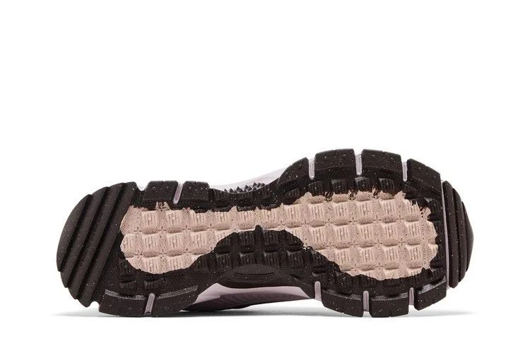 Кроссовки Nike Wmns Zoom Vomero Roam Winterized 'Tattoo'