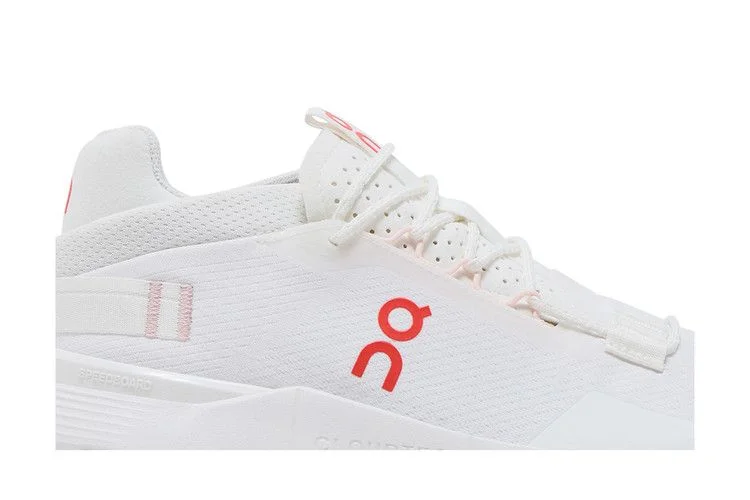 Кроссовки ON Wmns Cloudnova 2 'White Flame'