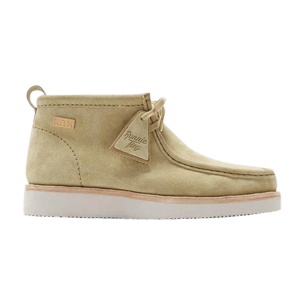 Кроссовки Ronnie Fieg x Clarks Wallabee 'Maple'