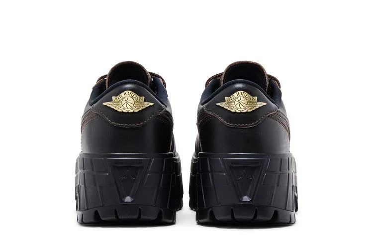 Кроссовки Wmns Air Jordan 1 Low Brooklyn 'Black Cacao Wow'