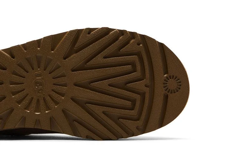 Botinki-UGG-Wmns-Classic-Mini-II-Sand-4