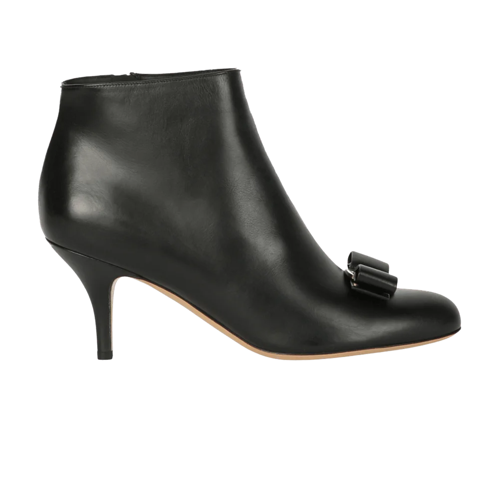 Botinki-Wmns-Ferragamo-Vara-Bow-Ankle-Boot-Black