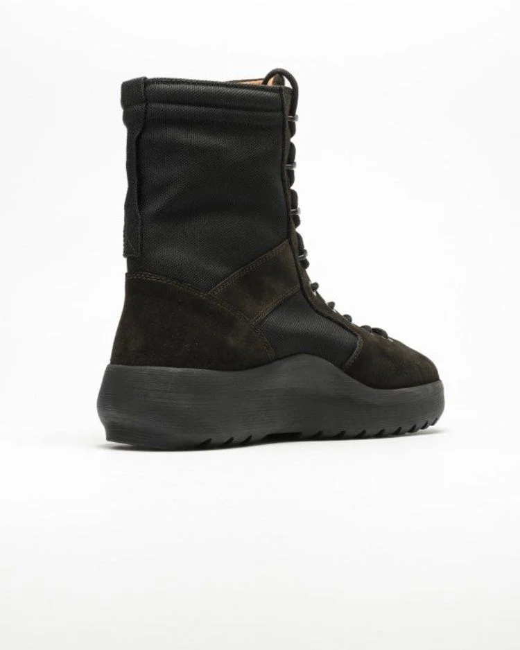 Botinki-Yeezy-Season-3-Military-Boot-Onyx-Shade-3