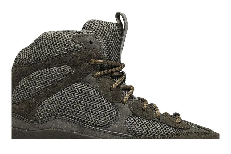 Botinki-Yeezy-Season-7-Desert-Boot-House-Wakame-1