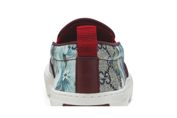 Kedy-Gucci-Wmns-GG-Supreme-Canvas-Slip-On-Blue-Floral-6