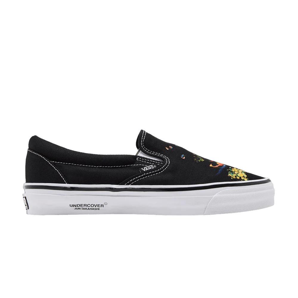 Kedy-Undercover-x-Vans-Classic-Slip-On-Black-White