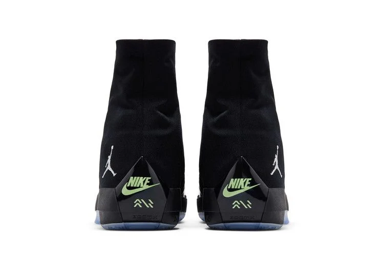 Krossovki-Air-Jordan-4028-Black-Volt-5