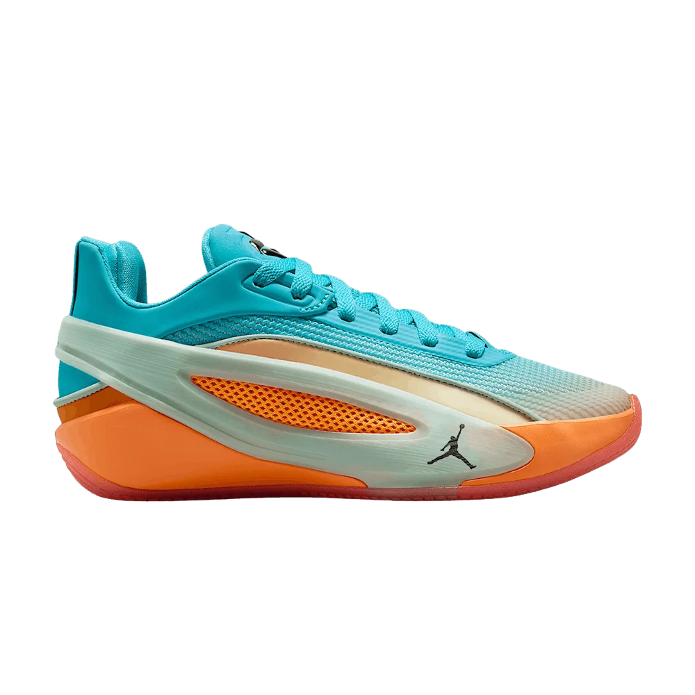 Krossovki-Air-Jordan-Luka-5-GS-Oceanside