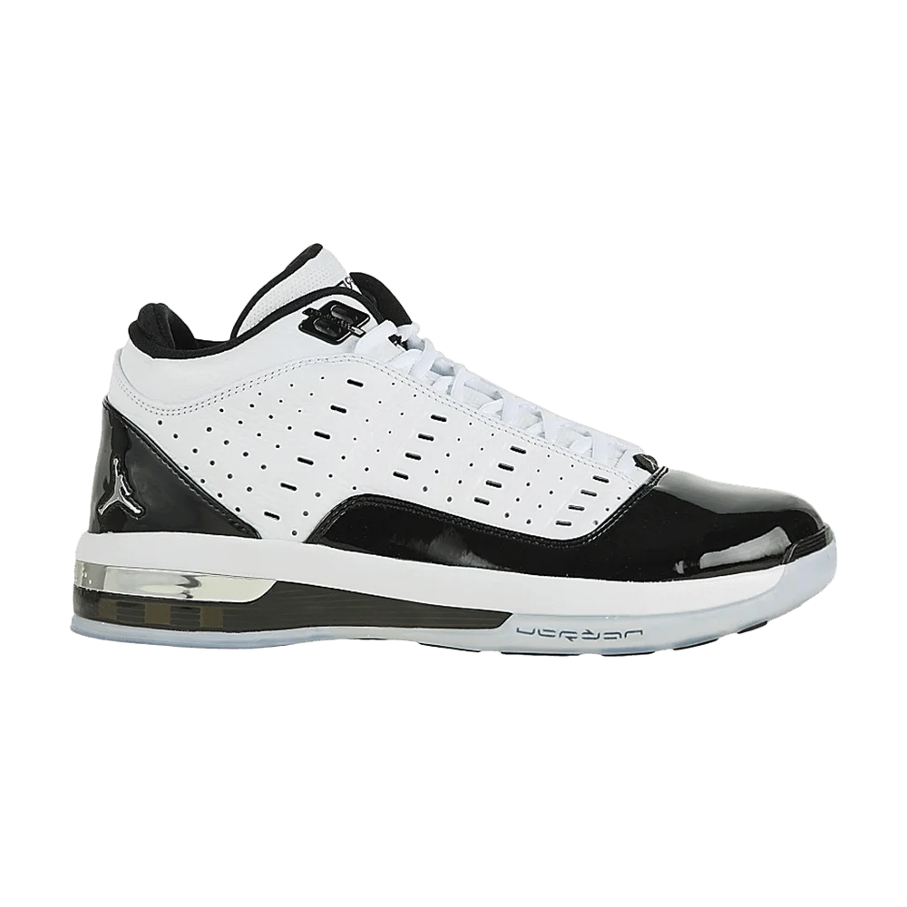 Krossovki-Air-Jordan-One6One7-White-Black