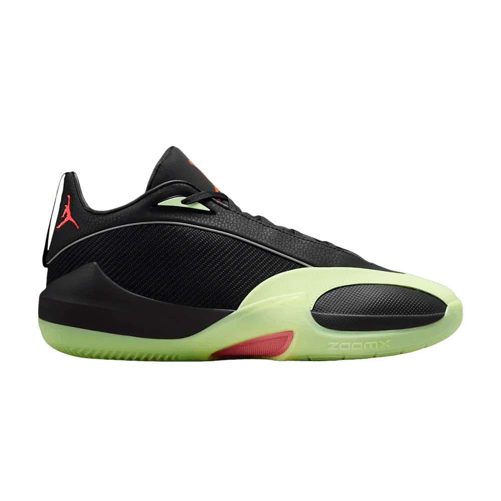 Krossovki-Air-Jordan-Triangle-PF-Barely-Volt