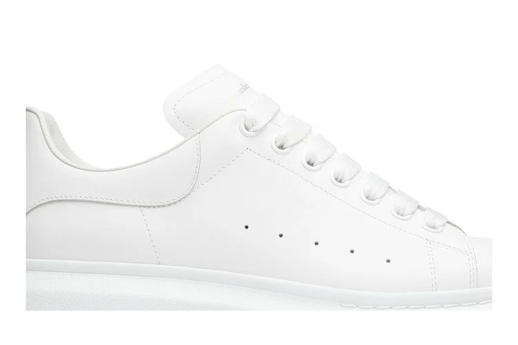 Krossovki-Alexander-McQueen-Oversized-Sneaker-White-2019-1
