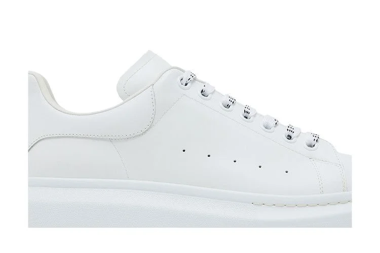 Krossovki-Alexander-McQueen-Oversized-Sneaker-White-2025-1