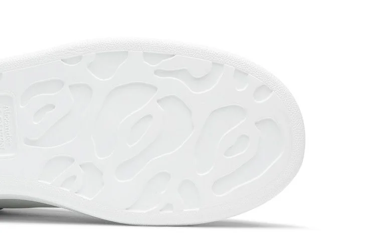 Krossovki-Alexander-McQueen-Oversized-Sneaker-White-Paris-Blue-2019-4