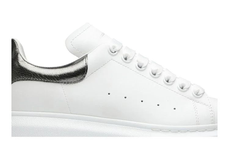 Krossovki-Alexander-McQueen-Wmns-Oversized-Sneaker-Bleach-White-Silver-1