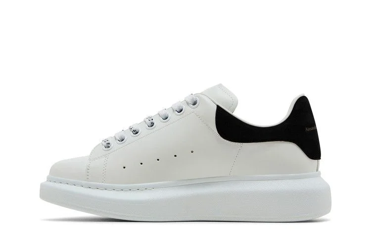 Krossovki-Alexander-McQueen-Wmns-Oversized-Sneaker-White-Black-2024-2