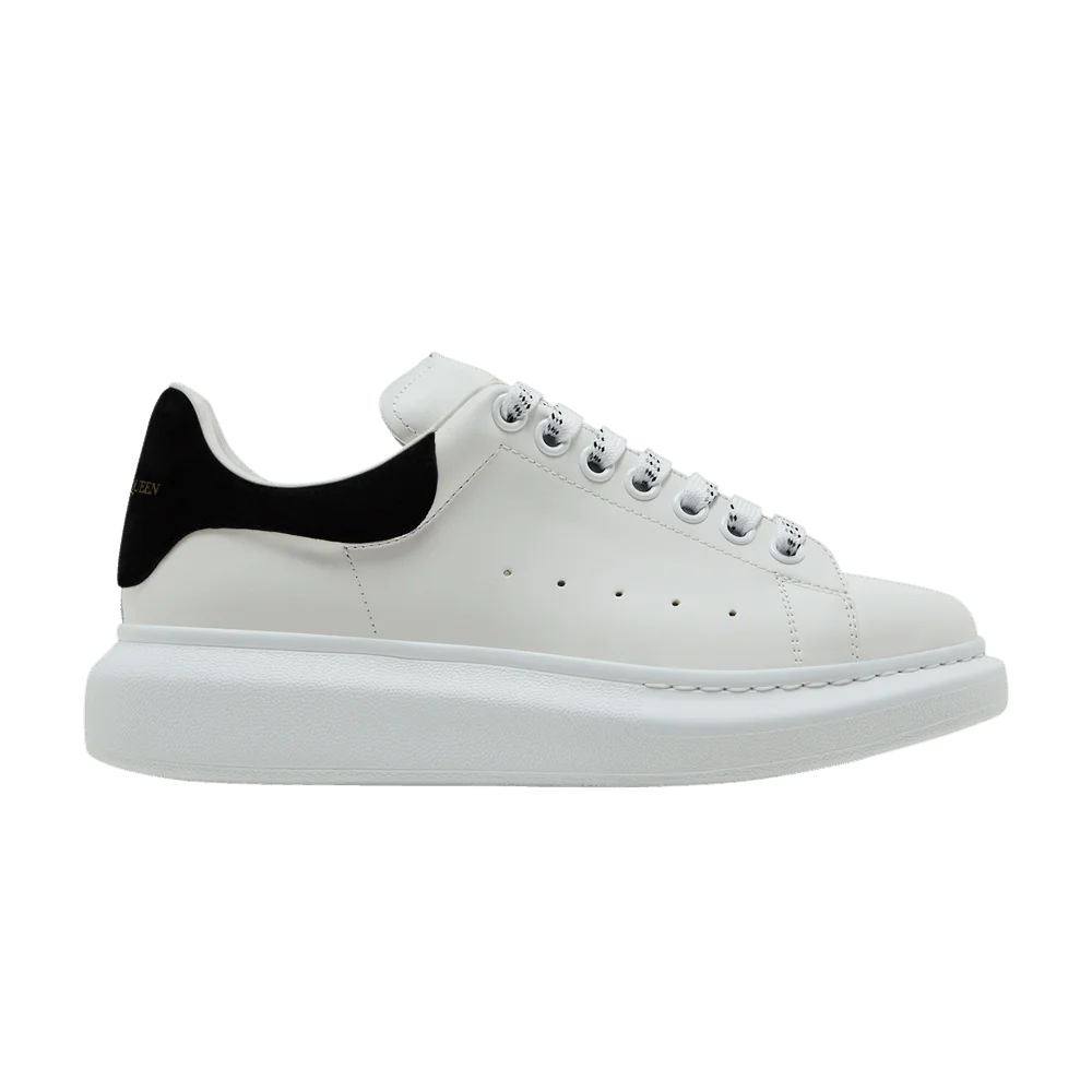 Krossovki-Alexander-McQueen-Wmns-Oversized-Sneaker-White-Black-2024