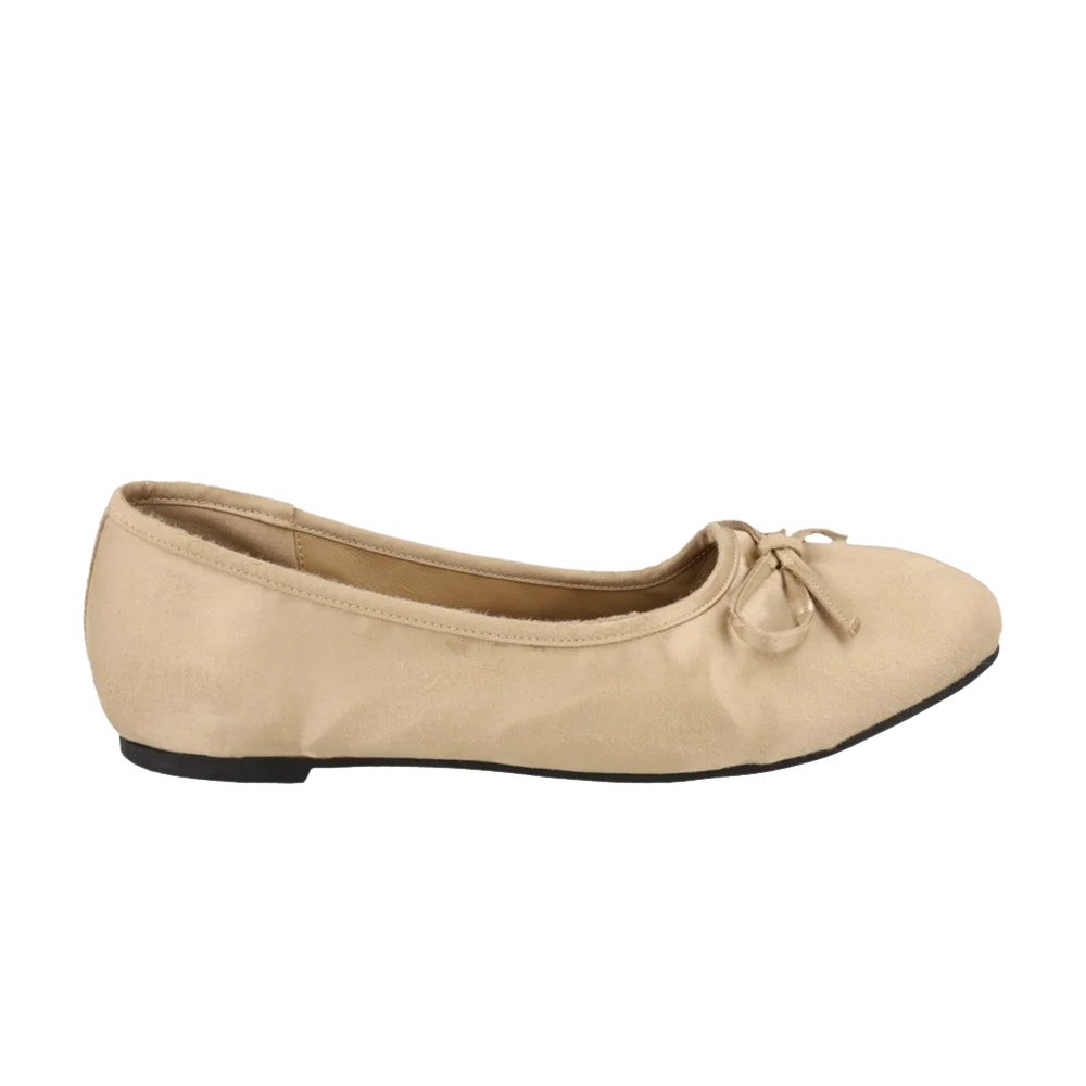 Krossovki-Balenciaga-Leopold-Worn-Out-Satin-Ballet-Flats-Light-Beige