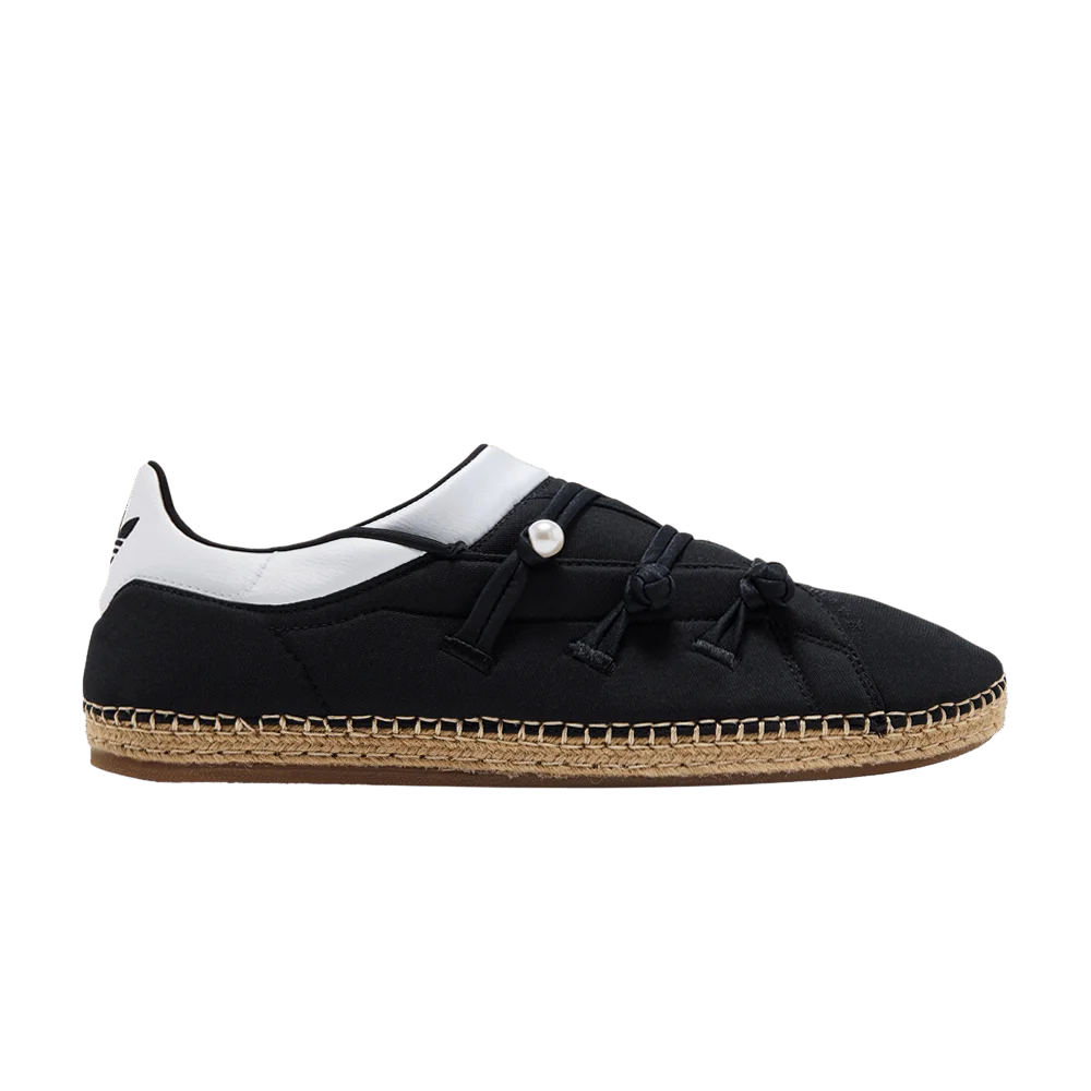 Krossovki-CLOT-x-adidas-Qi-Flow-Black
