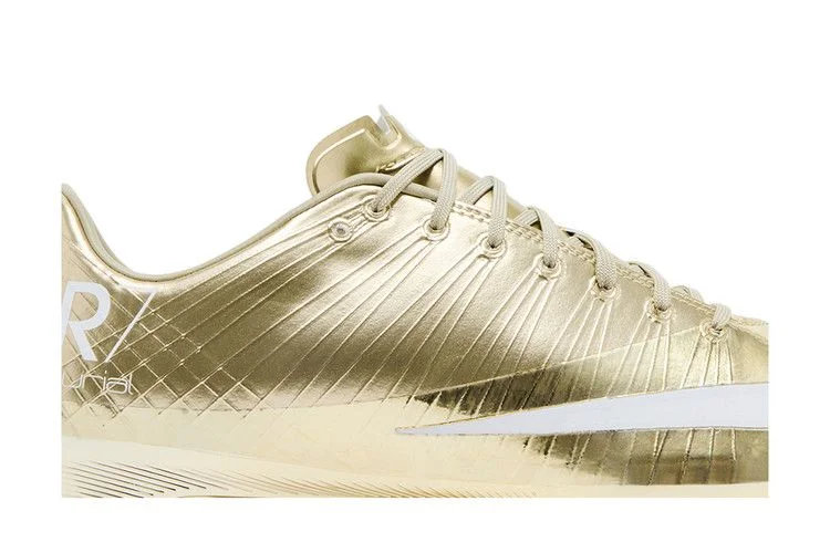 Krossovki-Cristiano-Ronaldo-x-Nike-Mercurial-Superfly-1-RGN-Metallic-Gold-Star-1