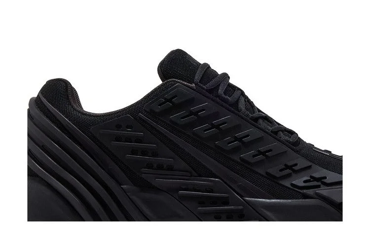 Krossovki-Diesel-S-Prototype-Low-Jet-Black-1