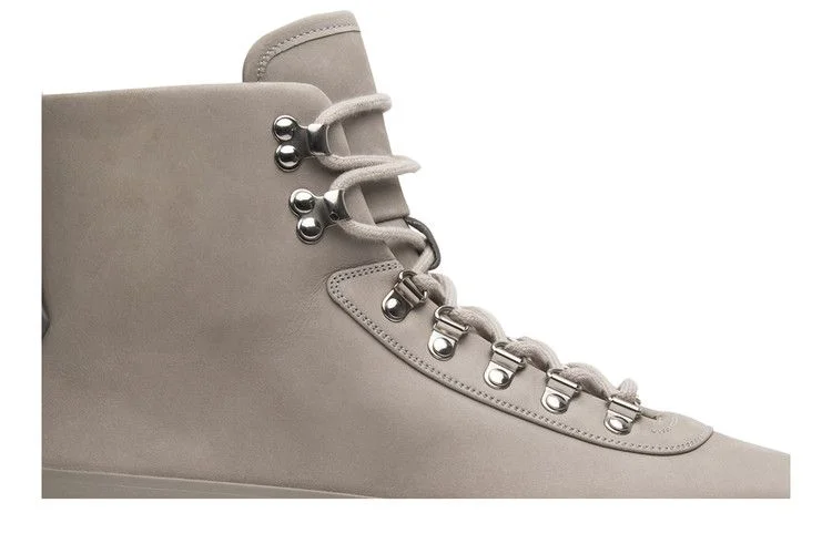 Krossovki-Fear-of-God-Fifth-Collection-Hiking-Sneaker-Perla-1