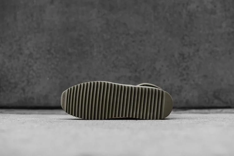 Krossovki-Fear-of-God-Military-Sneaker-Army-Green-3
