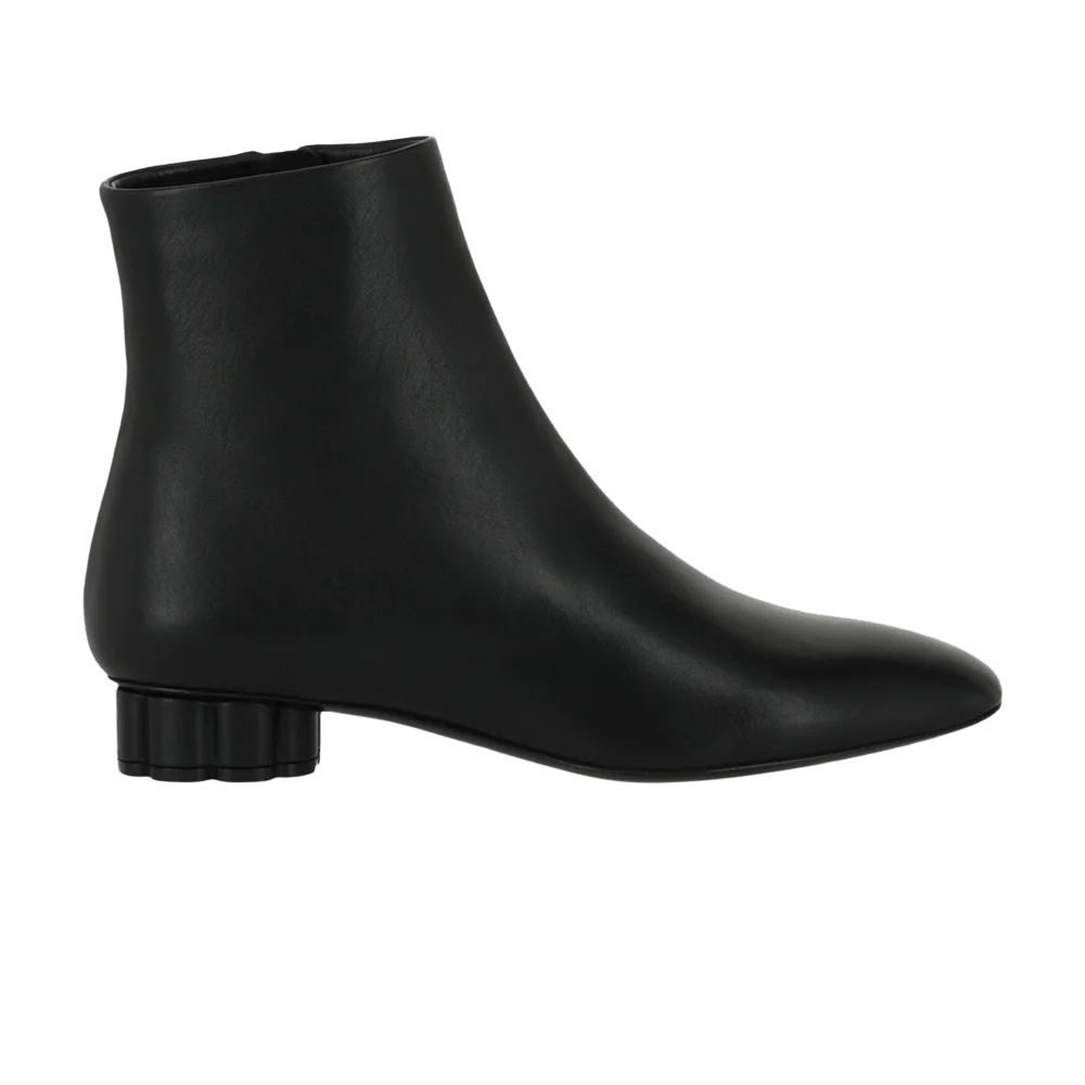 Krossovki-Ferragamo-Wmns-Molfetta-Heel-Bootie-Black