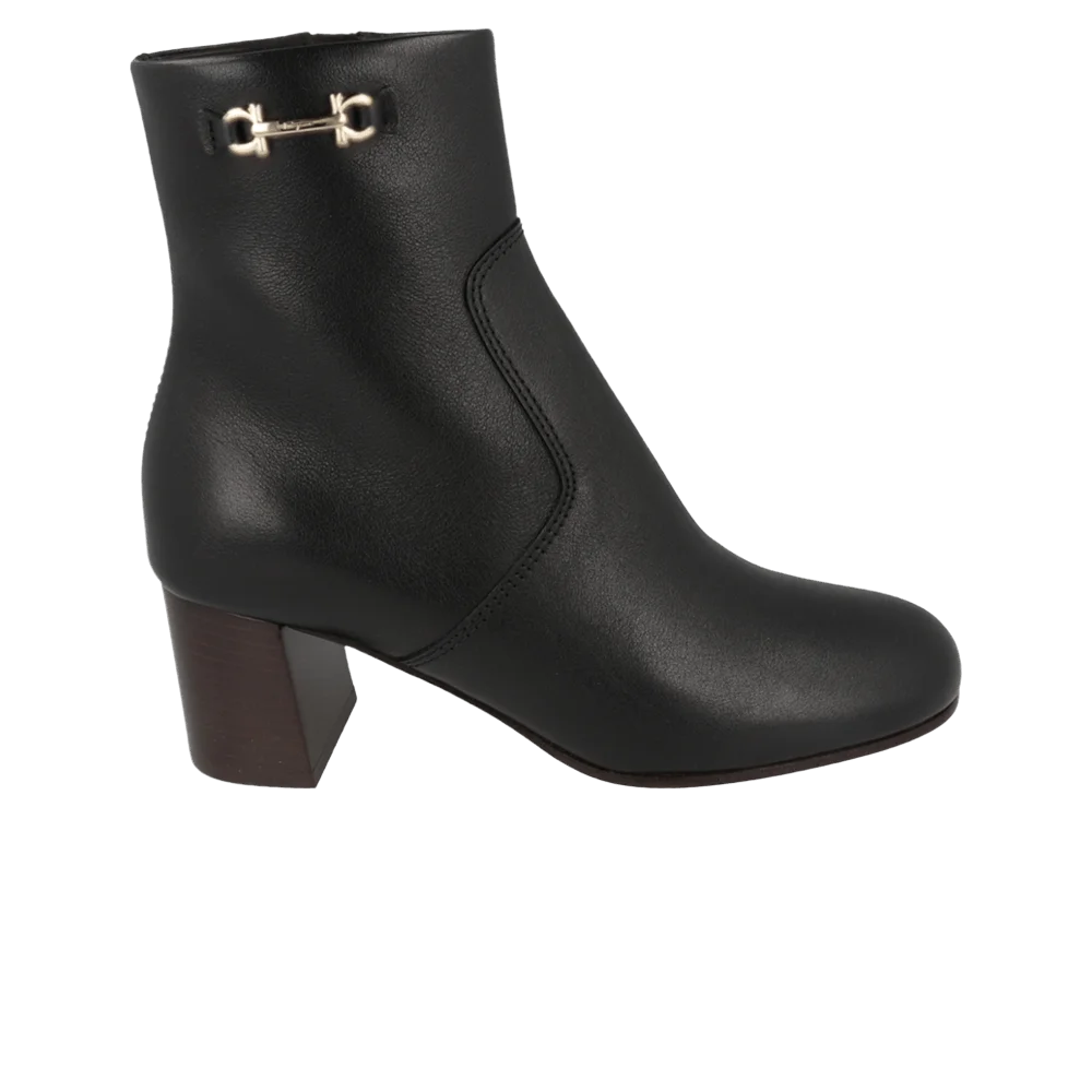 Krossovki-Ferragamo-Wmns-Otello-Leather-Bootie-Black
