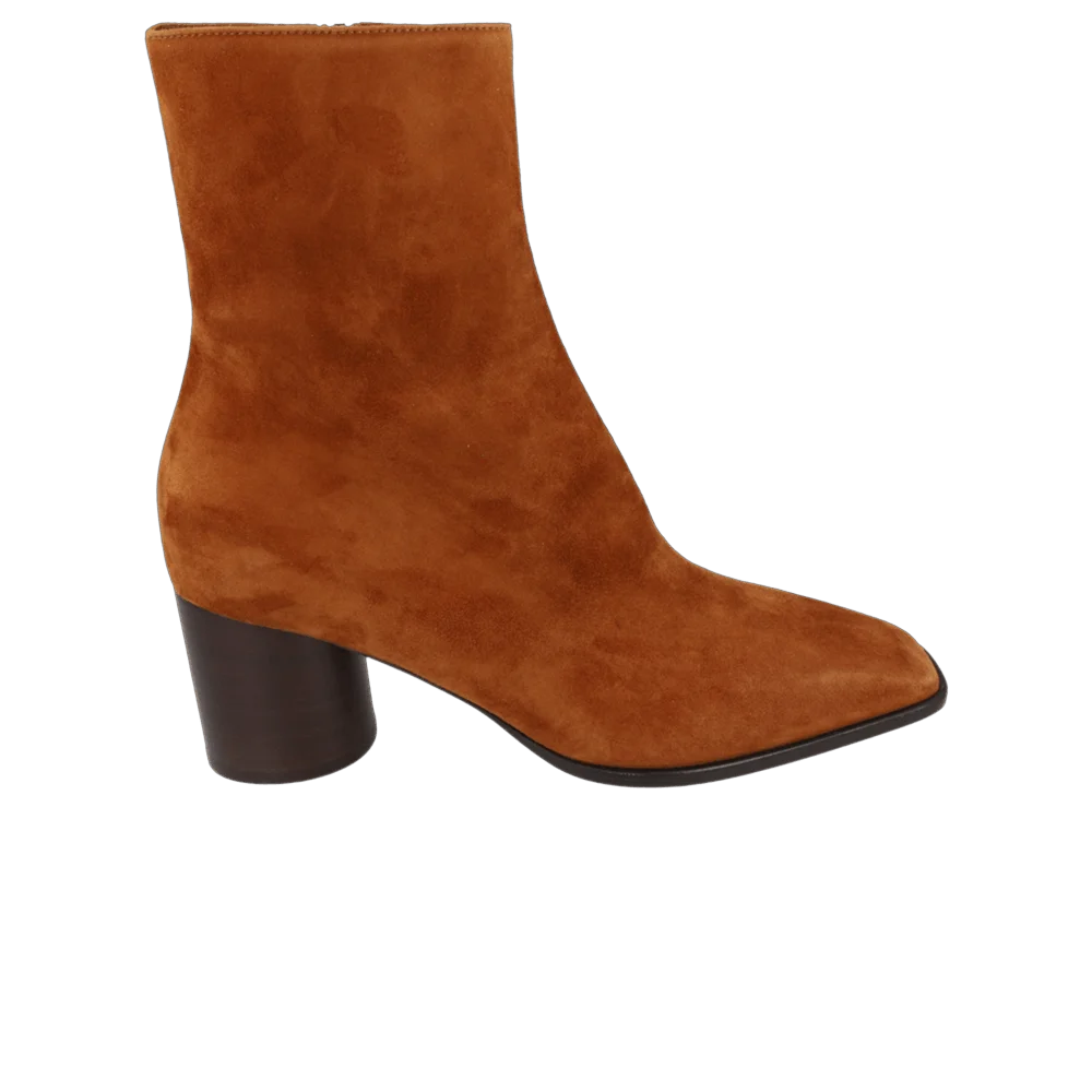Krossovki-Ferragamo-Wmns-Pampero-Suede-Bootie-Beige