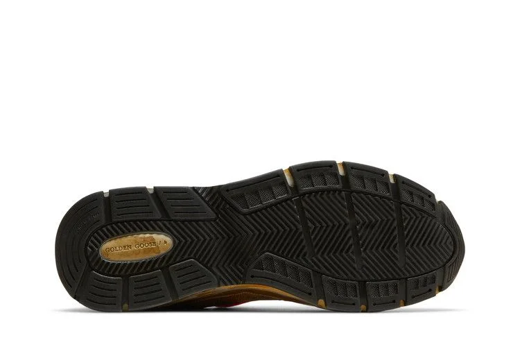 Krossovki-Golden-Goose-Dad-Star-Gold-3